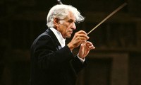 Bernstein megér egy misét